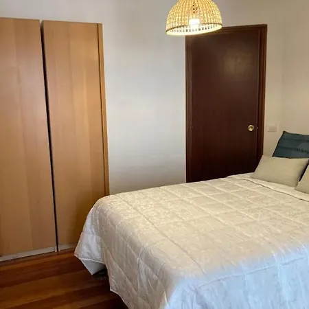 Piso Centrico De Dos Con Terraza Y Balcon En Сантандер
